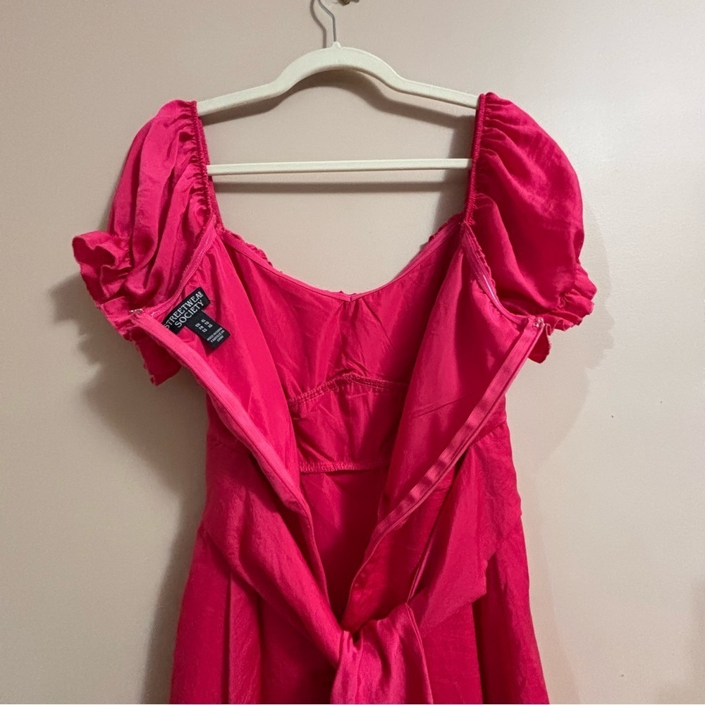 🥰2/$20 Streetwear Society XL Fuschia Pink Empire 80s Puff Sleeve Satin Dress - Picture 9 of 12
